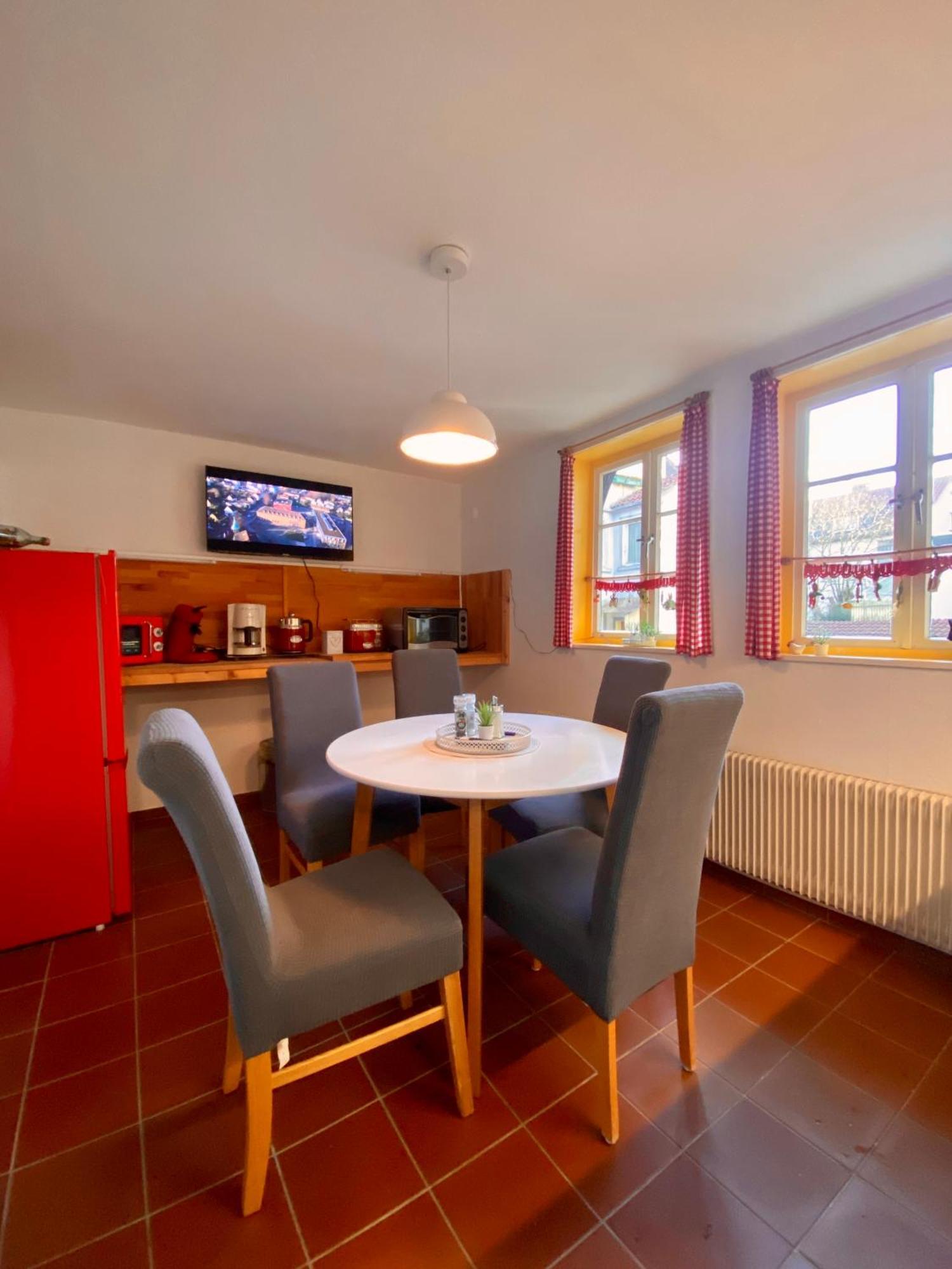 Ferienhaus "Sofia" Anno 1650, Neu - Top Lage - Tempur Beds - Wifi - Parking - Im Herzen Von Detmold-Altstadt, Historische Stadtmauer, Old Lane Ντέτμολντ Εξωτερικό φωτογραφία