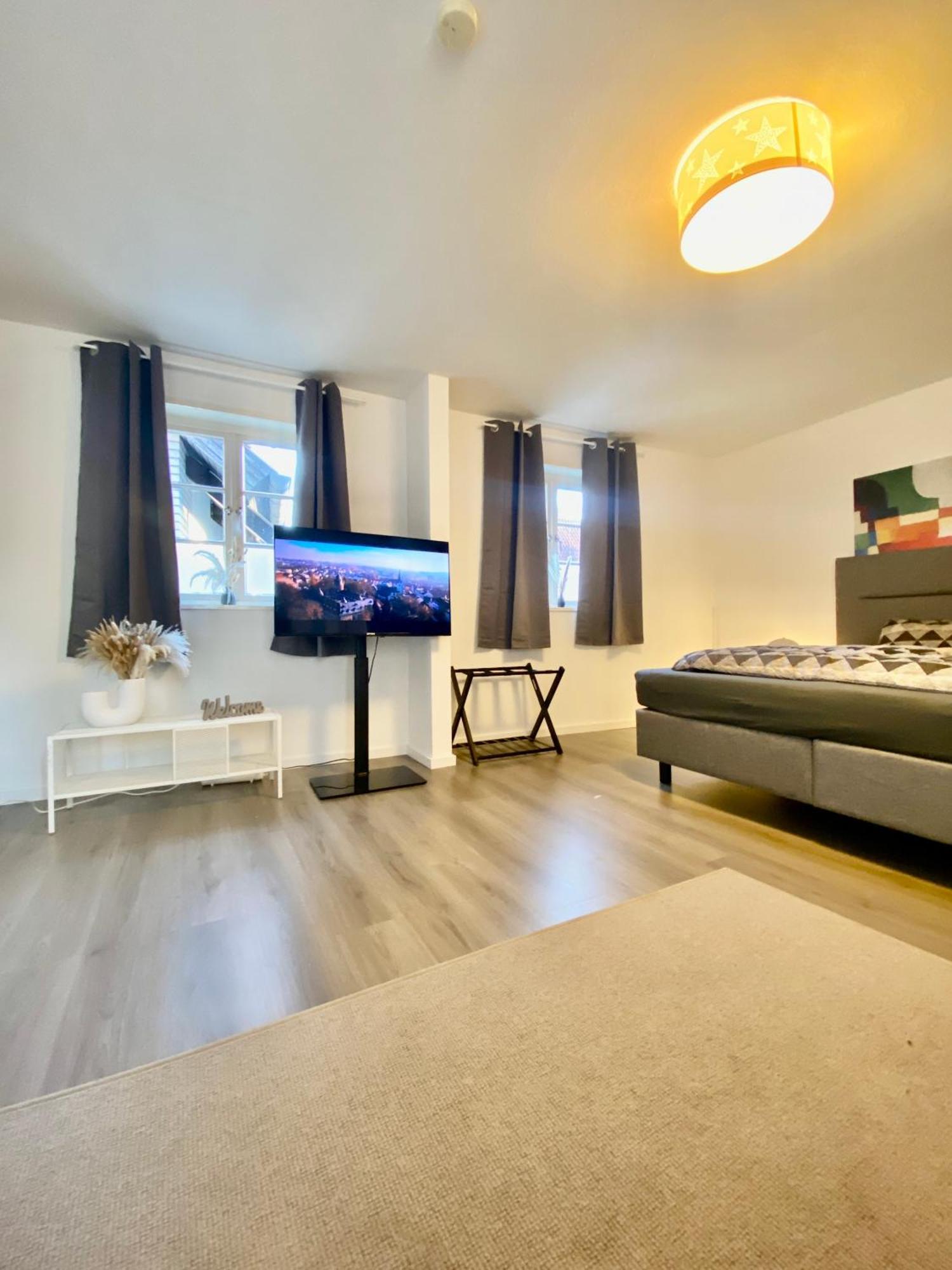 Ferienhaus "Sofia" Anno 1650, Neu - Top Lage - Tempur Beds - Wifi - Parking - Im Herzen Von Detmold-Altstadt, Historische Stadtmauer, Old Lane Ντέτμολντ Εξωτερικό φωτογραφία