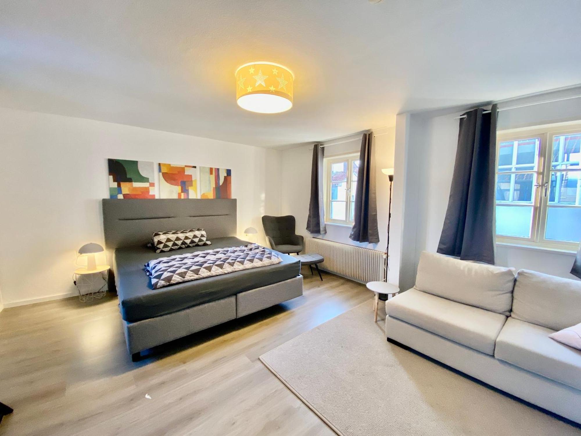 Ferienhaus "Sofia" Anno 1650, Neu - Top Lage - Tempur Beds - Wifi - Parking - Im Herzen Von Detmold-Altstadt, Historische Stadtmauer, Old Lane Ντέτμολντ Εξωτερικό φωτογραφία